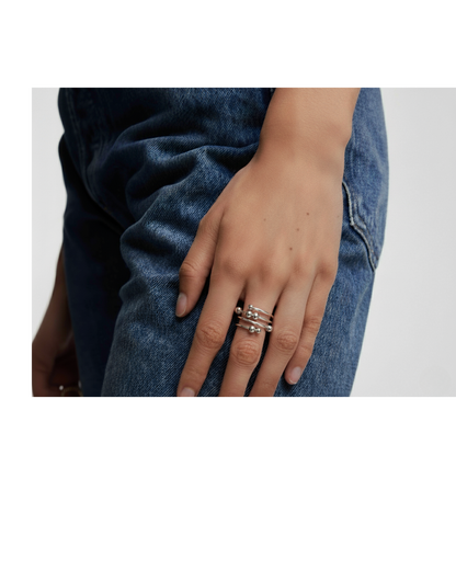 Serenique Ring