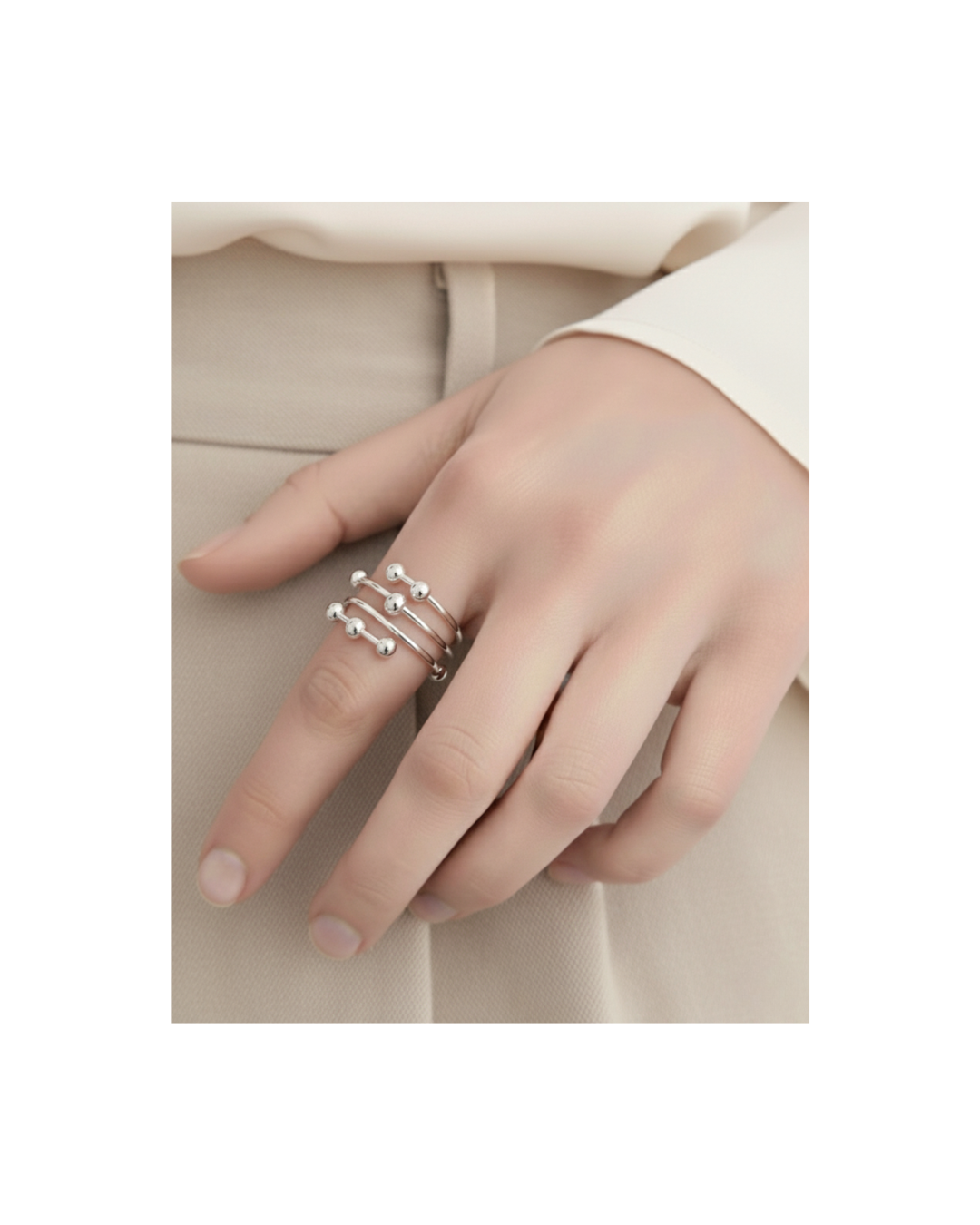 Serenique Ring